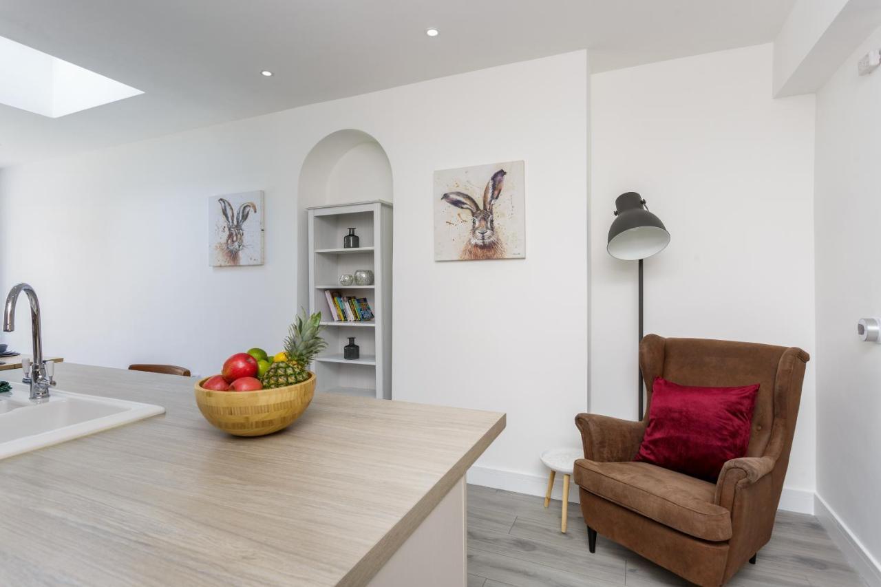 Harold House - Modern Open Plan 4 Bedroom, 3 Bathroom House In Central Southsea, 朴次茅斯 外观 照片