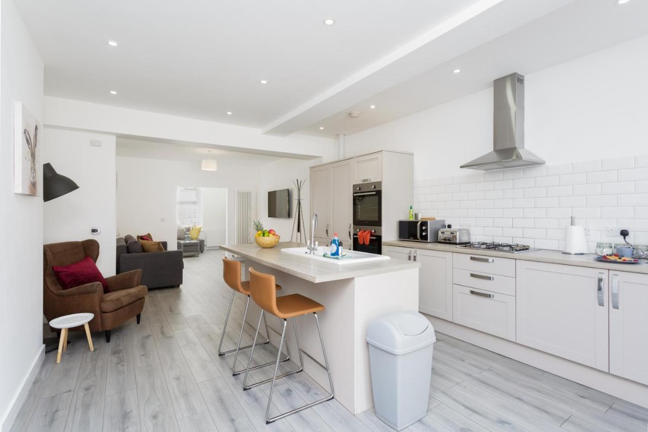 Harold House - Modern Open Plan 4 Bedroom, 3 Bathroom House In Central Southsea, 朴次茅斯 外观 照片