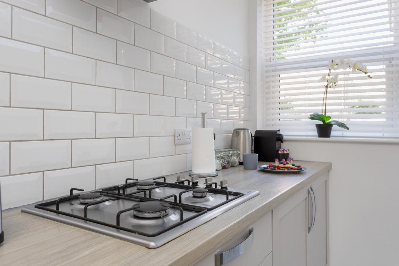 Harold House - Modern Open Plan 4 Bedroom, 3 Bathroom House In Central Southsea, 朴次茅斯 外观 照片