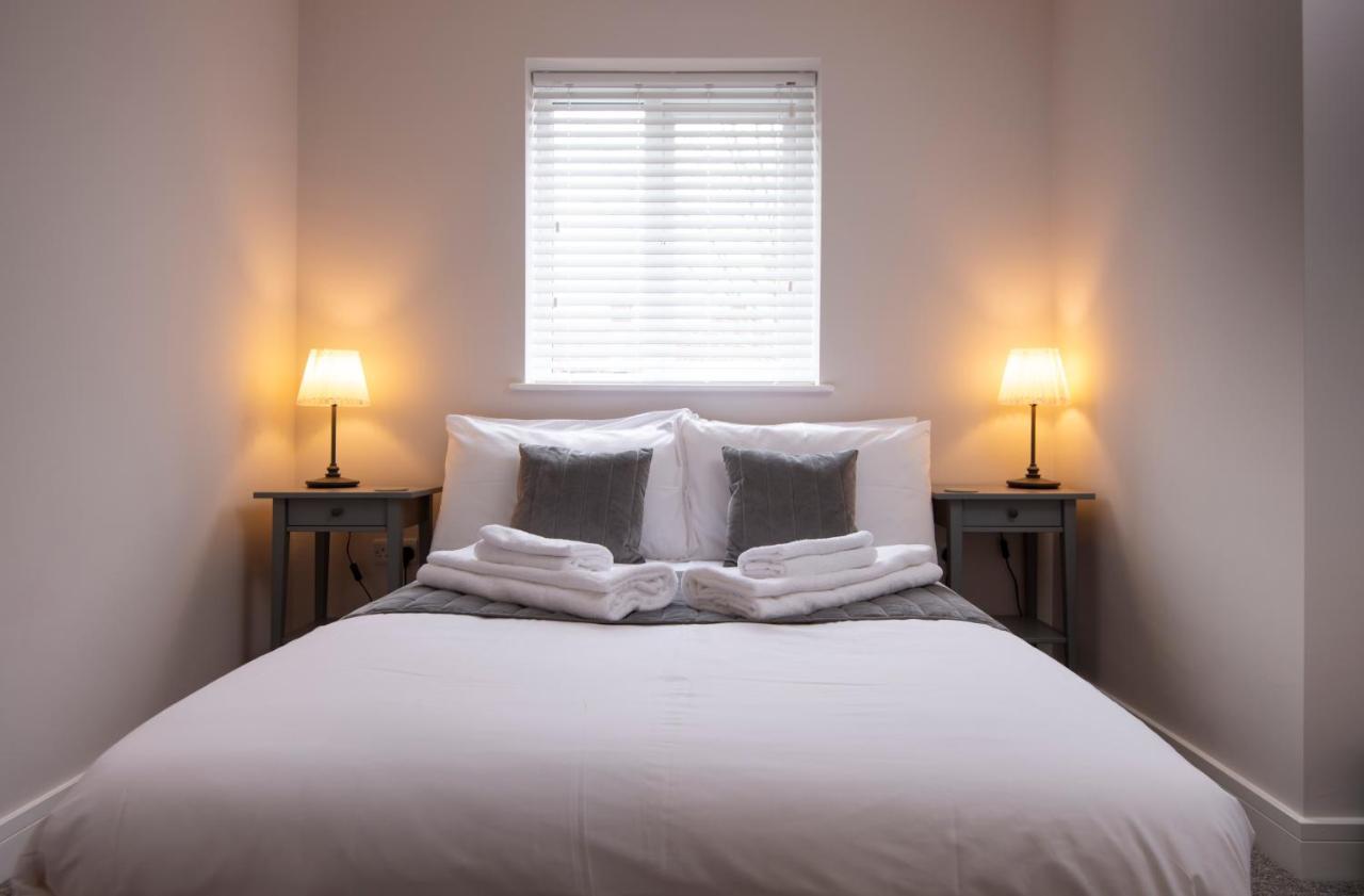 Harold House - Modern Open Plan 4 Bedroom, 3 Bathroom House In Central Southsea, 朴次茅斯 外观 照片