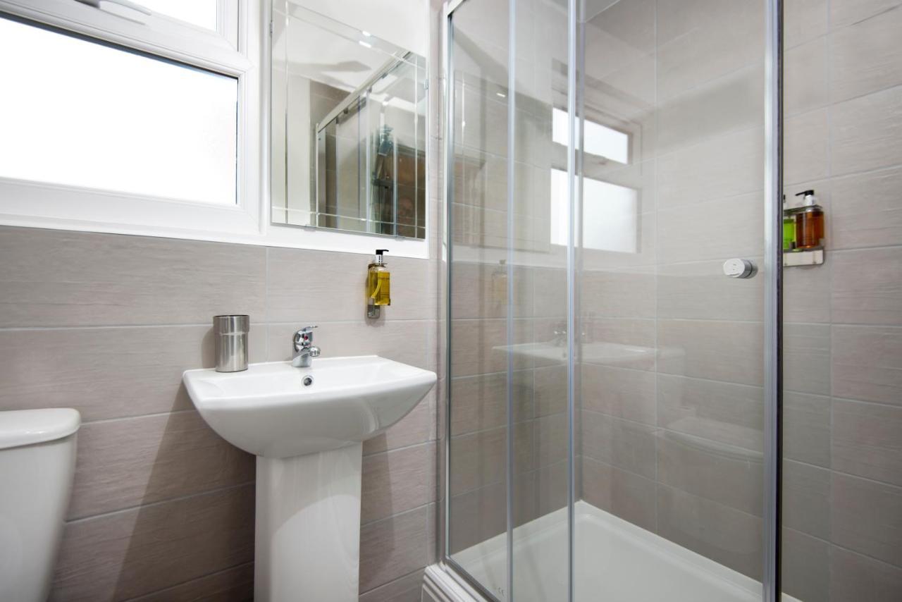 Harold House - Modern Open Plan 4 Bedroom, 3 Bathroom House In Central Southsea, 朴次茅斯 外观 照片