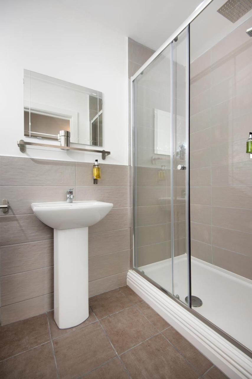 Harold House - Modern Open Plan 4 Bedroom, 3 Bathroom House In Central Southsea, 朴次茅斯 外观 照片