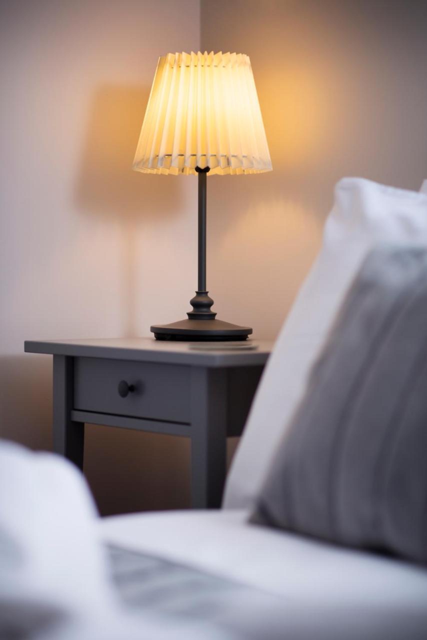 Harold House - Modern Open Plan 4 Bedroom, 3 Bathroom House In Central Southsea, 朴次茅斯 外观 照片